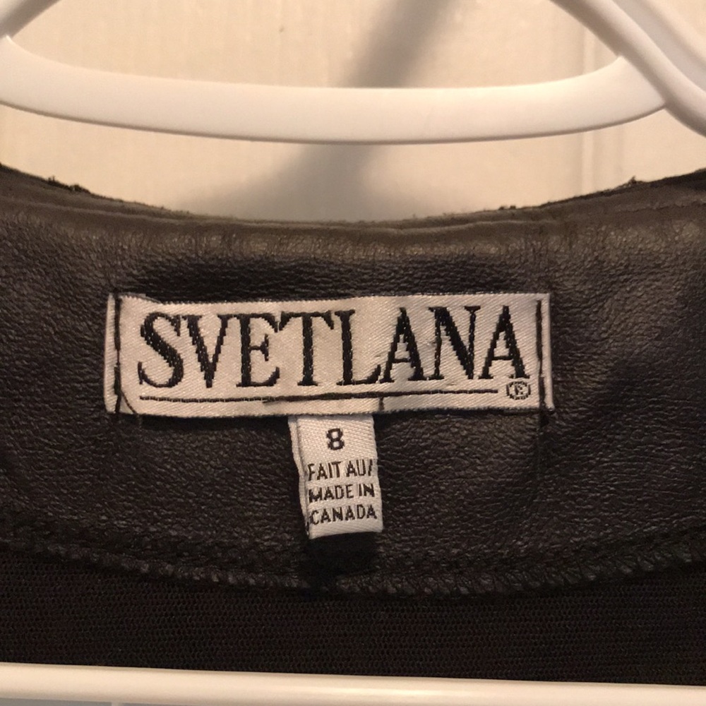 🧵 Black Ruffle Blazer - Picture 6 of 6